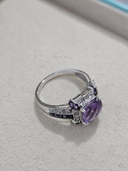 Vintage Estate 14k Yellow Gold Band Ring Emerald Cut Amethyst Size 7