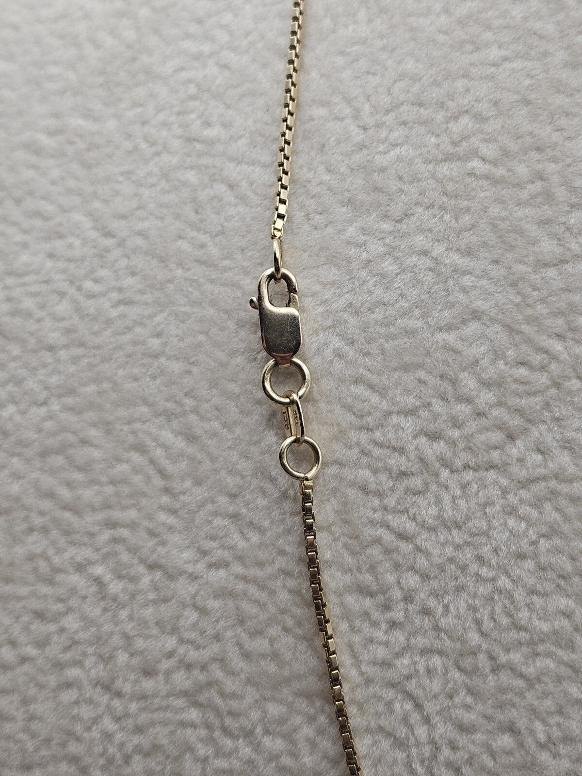 14K yellow gold  dainty chain necklace with cross pendant 21" 4.5 Grams