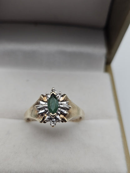 10k Yellow Gold Band Ring Size 7 Prong Set Marquise Green Emerald Diamond vintage preowned