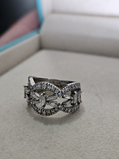 14k White Gold Ring Vintage Estate With Diamond Size 6, 5.4 Grams