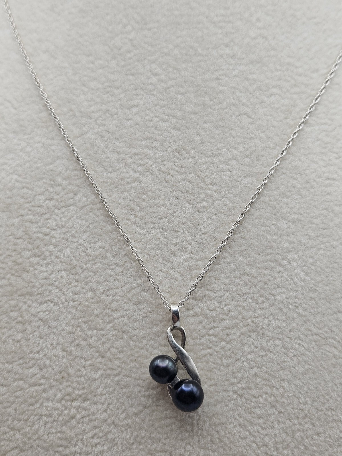 925 Sterling Silver win Double Pearls “Cherries” Pendant 17 Inches