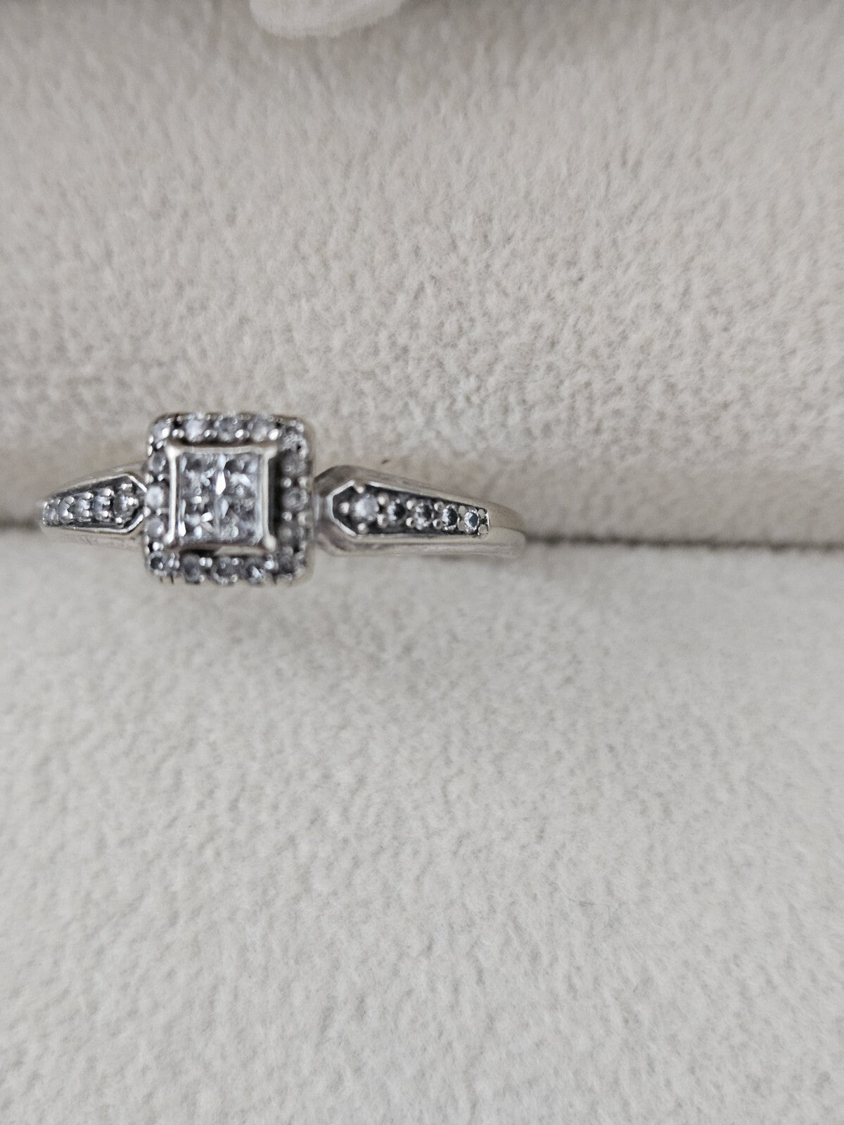 10K Gold Ring Size 8 Natural Diamond Stones  4 Princess Cut And Round 2.3 Grams