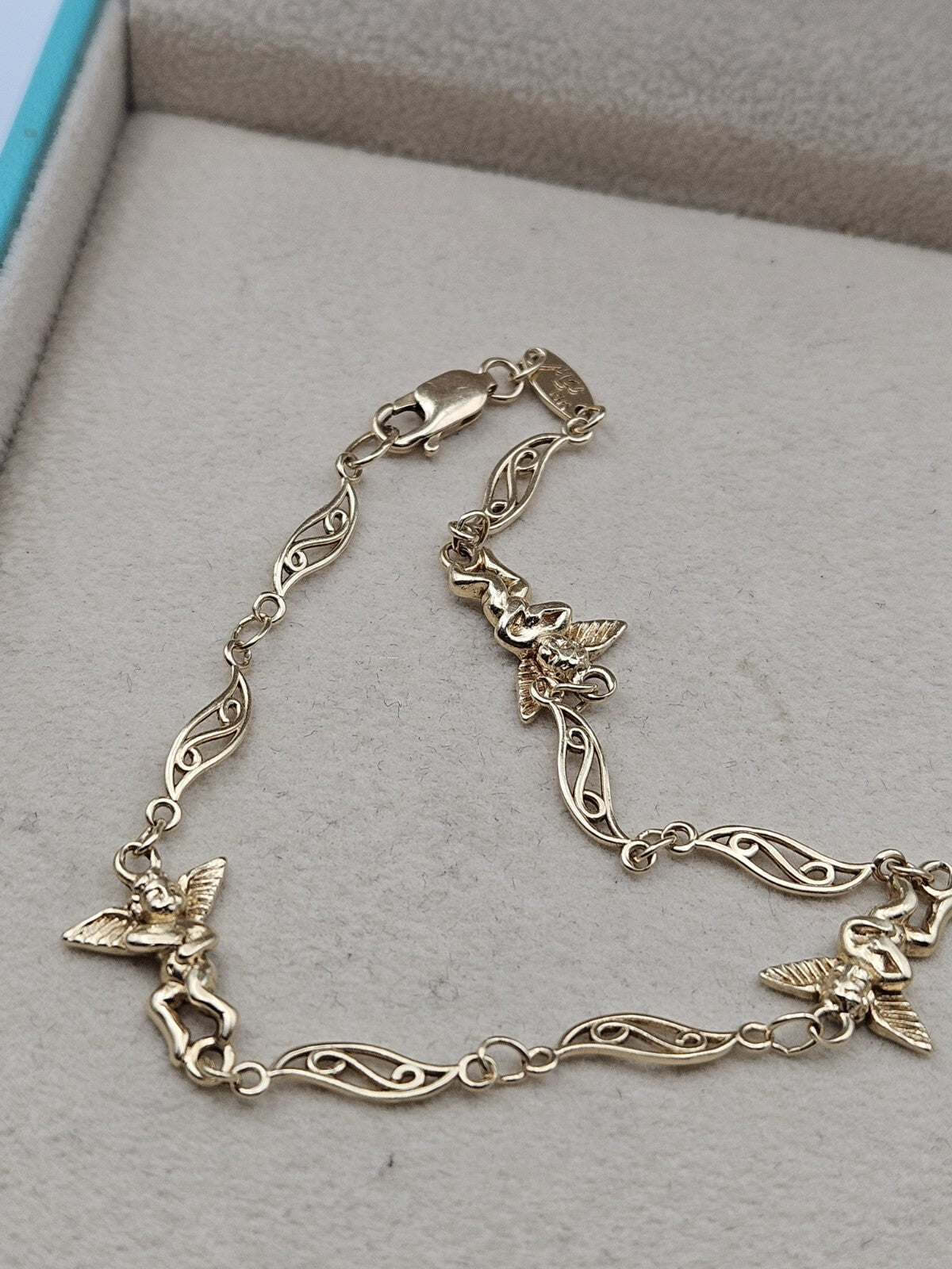 Solid 14k Yellow GOLD Angel Tennis Bracelet 5Grams length 7.9 Inches vintage