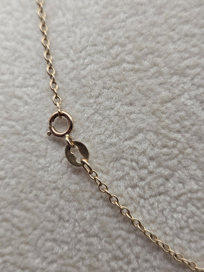 10k gold necklace with pendant blue stone round 2.3 Gr 18 Inches