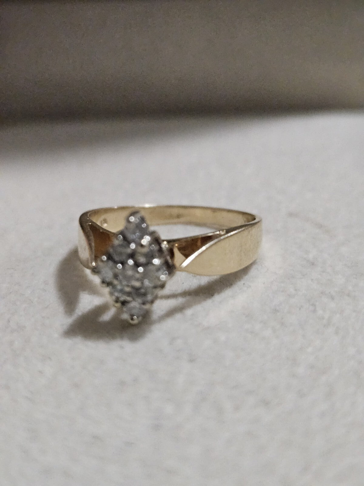14k yellow gold diamond ring size 6 Women's Jewelry 3.14 Grams