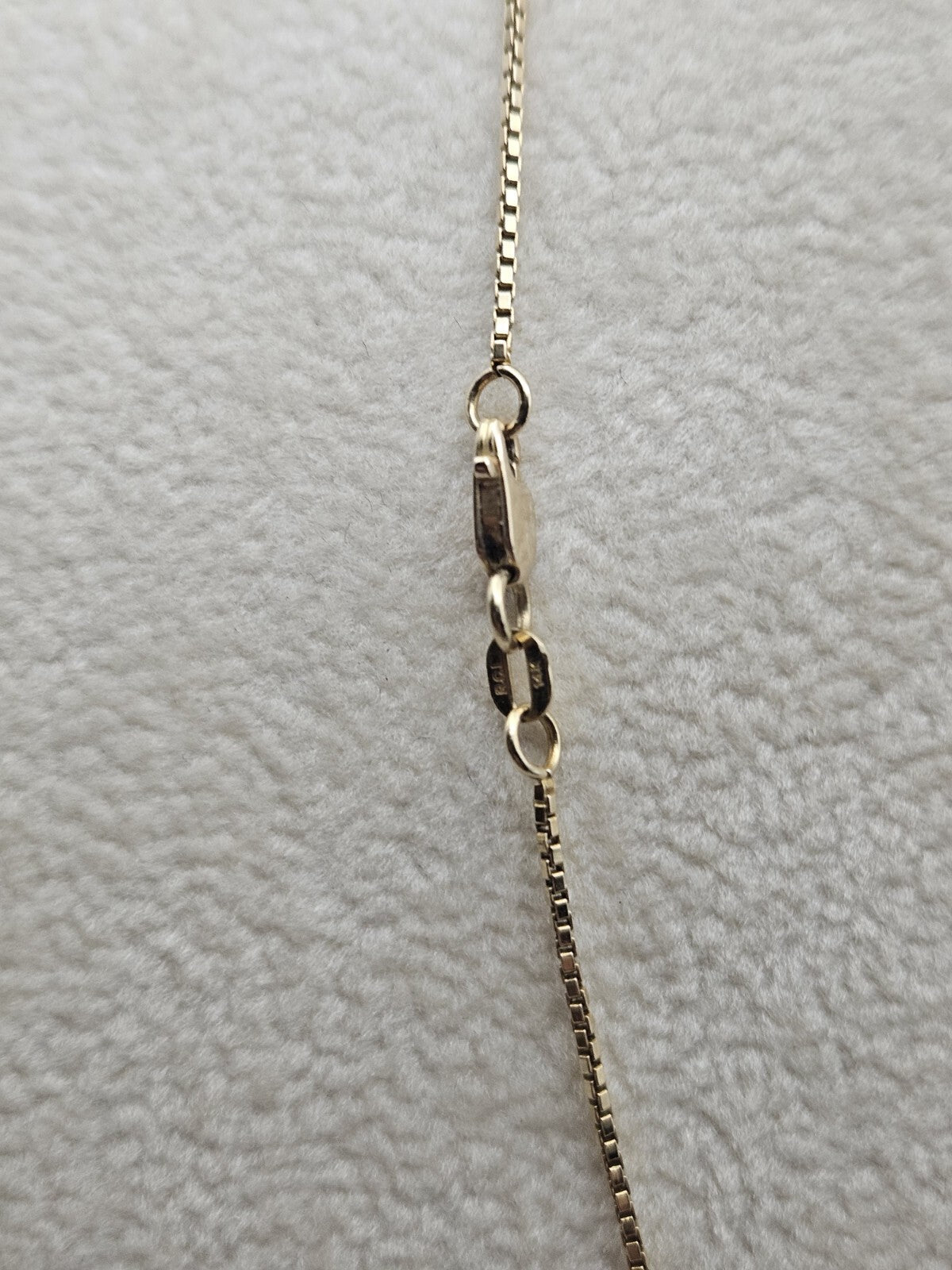 14K yellow gold  dainty chain necklace with cross pendant 21" 4.5 Grams