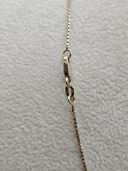 14K yellow gold  dainty chain necklace with cross pendant 21" 4.5 Grams