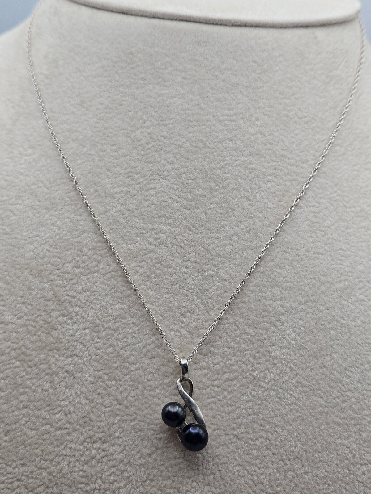925 Sterling Silver win Double Pearls “Cherries” Pendant 17 Inches