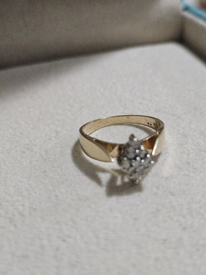 14k yellow gold diamond ring size 6 Women's Jewelry 3.14 Grams