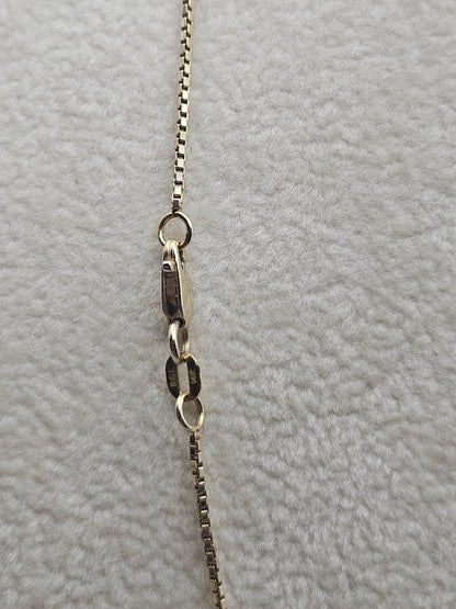 14K yellow gold  dainty chain necklace with cross pendant 21" 4.5 Grams