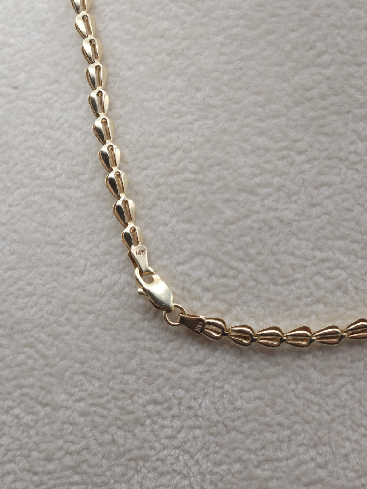 14k Gold Necklace Emerald Green Stone Yellow Gold Jewelry 18 Inches