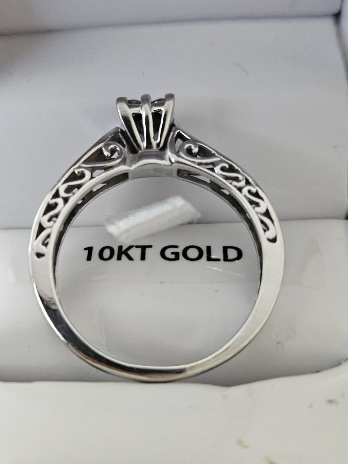 Keepsake White Gold  & 0.2 Carat Diamond Engagement Ring Size 8.25 preowned