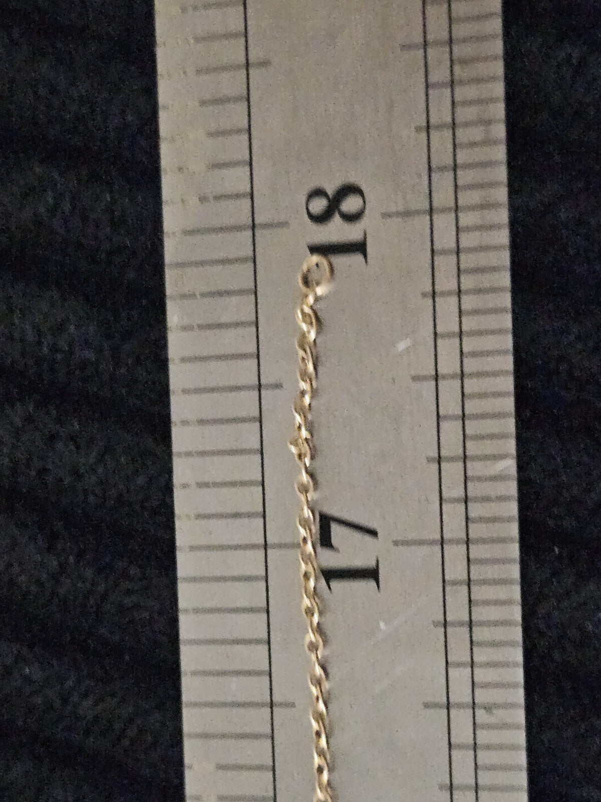10k gold necklace with pendant blue stone round 2.3 Gr 18 Inches