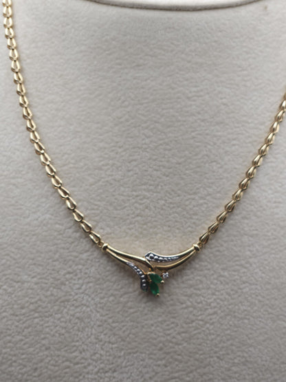 14k Gold Necklace Emerald Green Stone Yellow Gold Jewelry 18 Inches