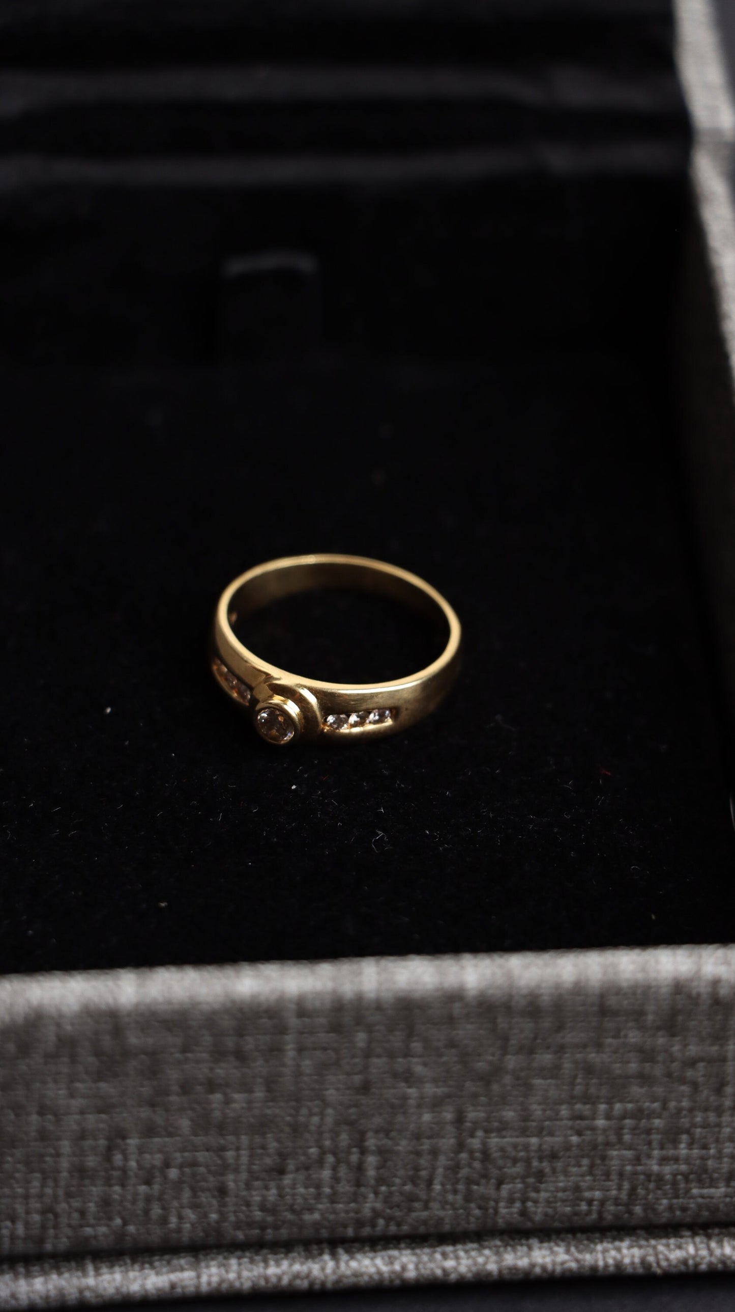 18k Gold Diamond Ring, 18k Diamond Ring, Yellow Diamond Ring, Gold Ring for women, Diamond Gemstone, Gold Diamond Ring, Gift for Her