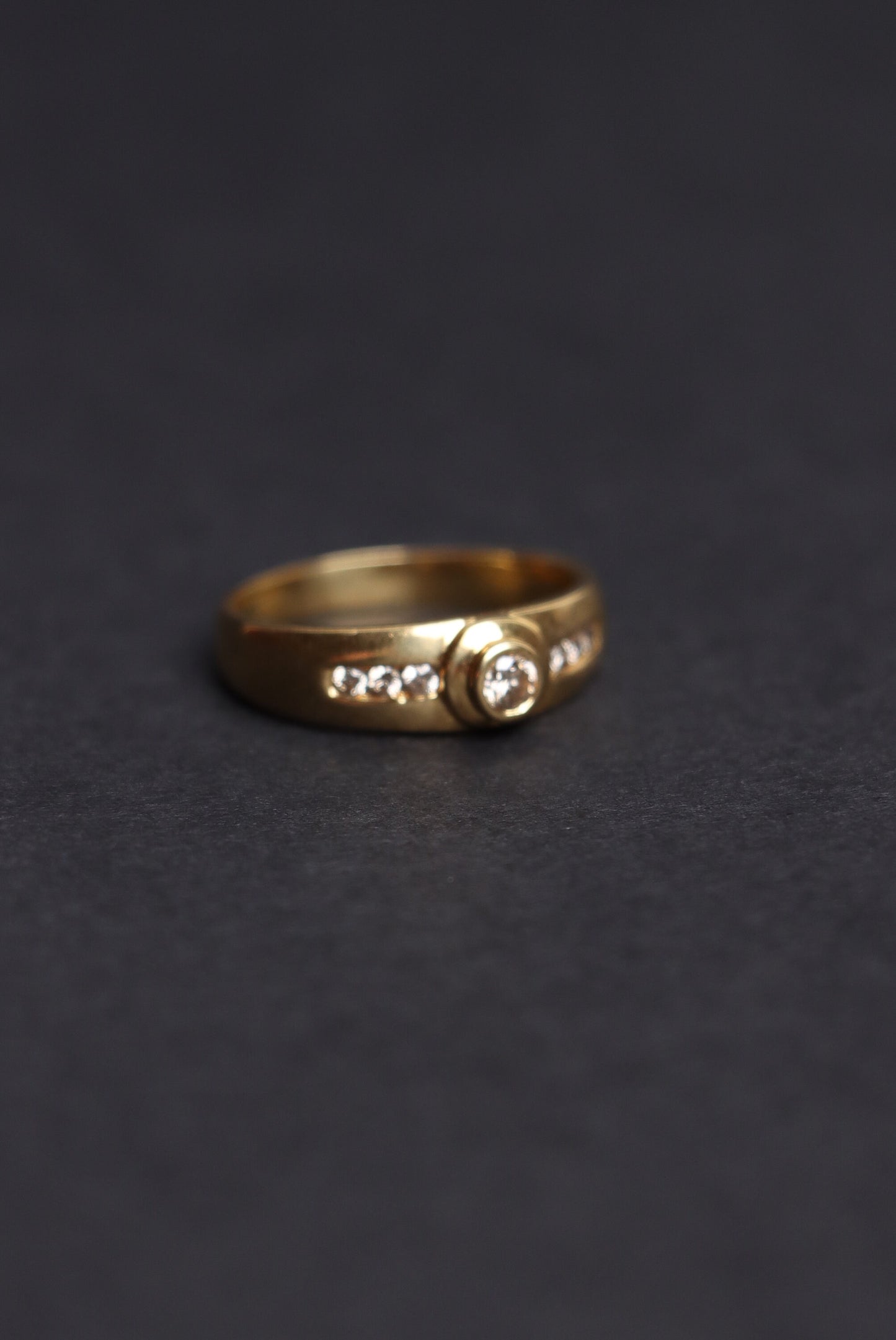 Gold Ring, 18K Gold Solitaire Ring, Engagement Ring, Minimalist Gold Ring, Round Brilliant Diamond Ring, Solid Gold Ring, Promise Ring