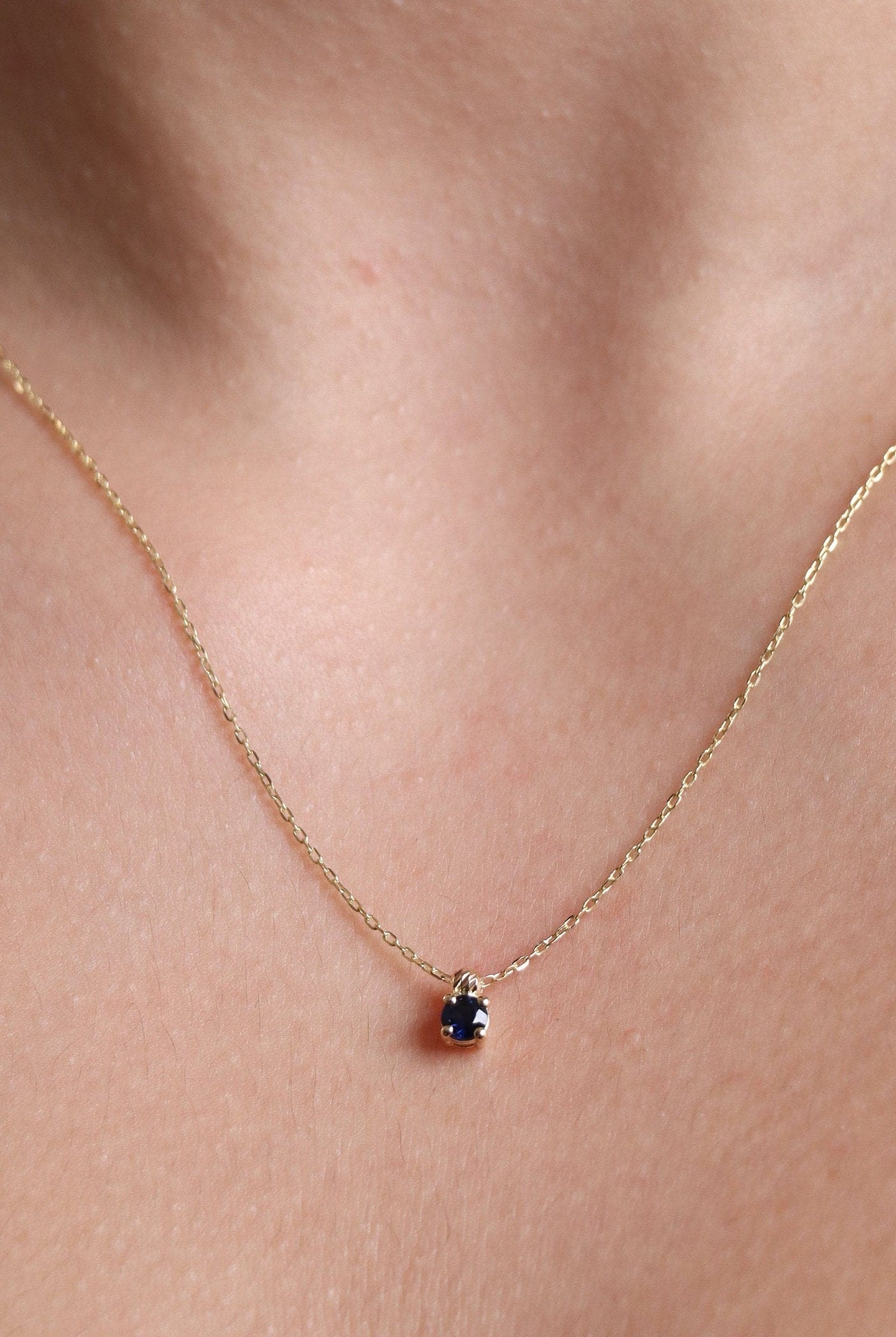 Gold Necklace Sapphire Pendant, 18k Sapphire , 18k Minimalist Round Real Sapphire Birthstone Pendant, Gift for Mother's Day, Gift for her